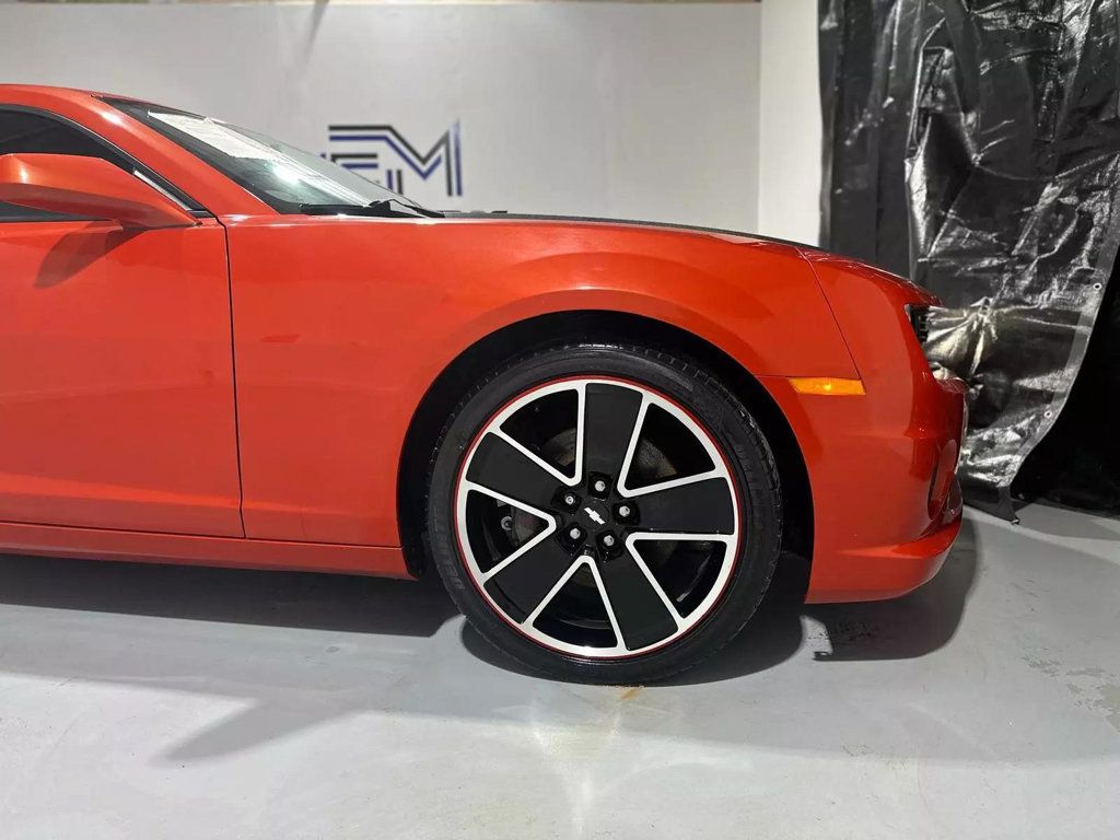 2010 Chevrolet Camaro 2 SS, MANUAL TRANS, HID LTS, BT, SPOILER, HTD SEATS, LEATHER!!! - 22404802 - 13