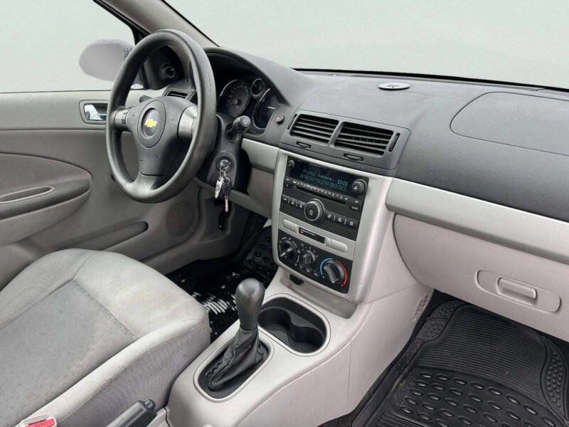 2010 Chevrolet Cobalt 2dr Coupe LS - 22965539 - 14