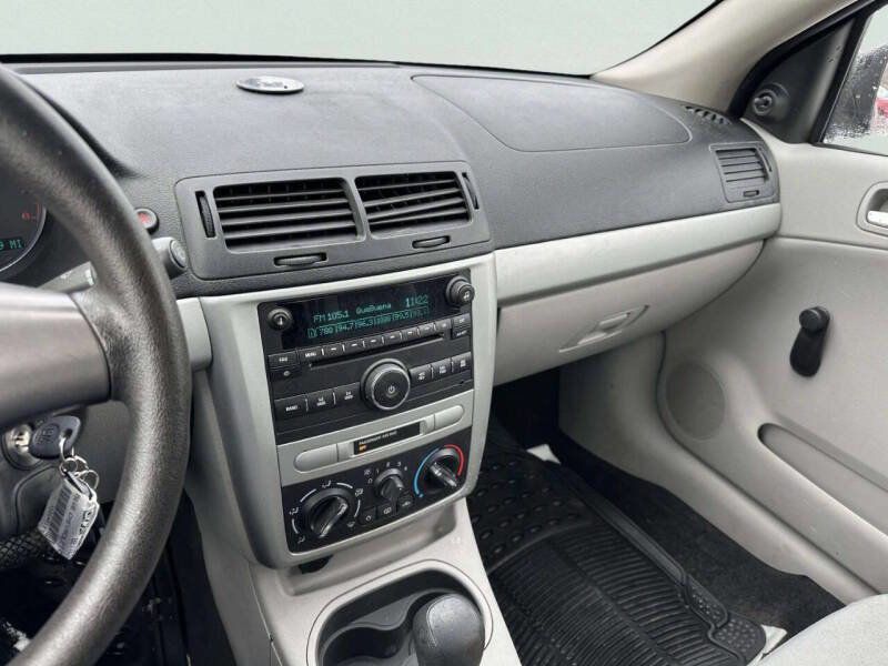 2010 Chevrolet Cobalt 2dr Coupe LS - 22965539 - 20