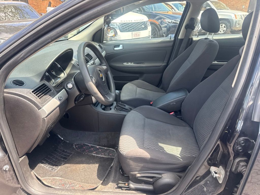 2010 Chevrolet Cobalt 4dr Sedan LT w/1LT - 23047156 - 11