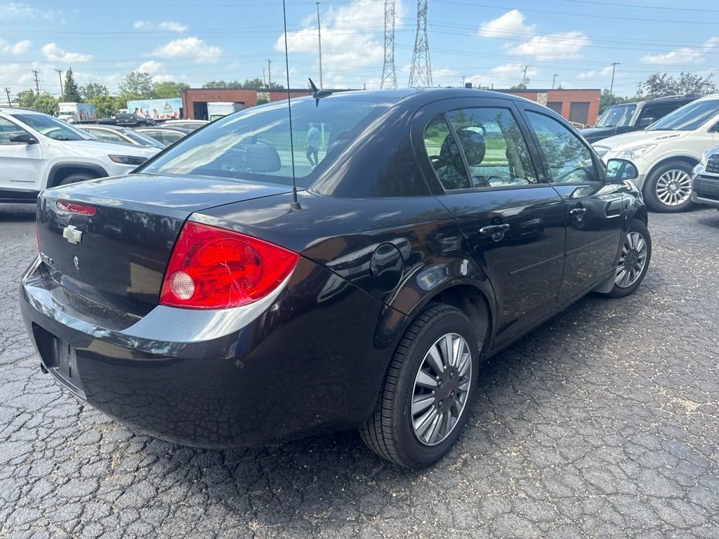2010 Chevrolet Cobalt 4dr Sedan LT w/1LT - 23047156 - 5