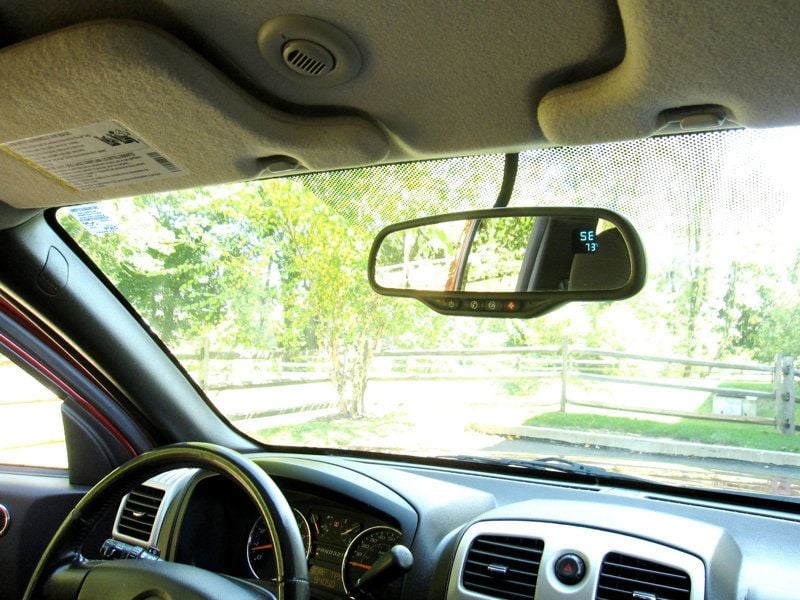 2010 Chevrolet Colorado LT photo 27