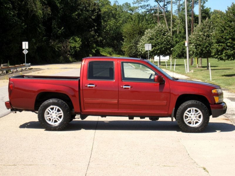 2010 Chevrolet Colorado LT photo 9