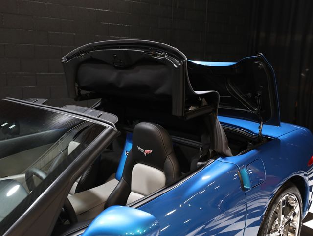 2010 Chevrolet Corvette 2dr Convertible w/3LT - 23059553 - 11