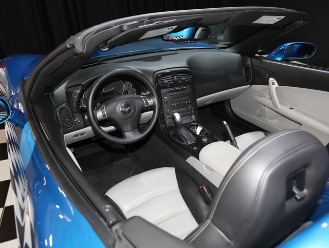 2010 Chevrolet Corvette 2dr Convertible w/3LT - 23059553 - 52