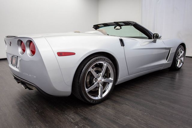 2010 Chevrolet Corvette 2dr Convertible w/3LT - 22471246 - 23