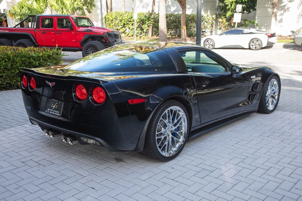 2010 Chevrolet Corvette 2dr Coupe ZR1 w/3ZR - 22674659 - 37