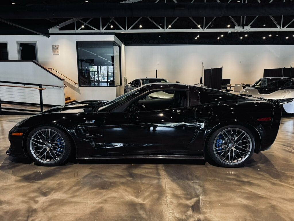 2010 Chevrolet Corvette ZR1/3ZR Pkg/6SpeedManual/HtdSeats/HeadUpDisplay/SiriusXM/NAV - 23048979 - 1