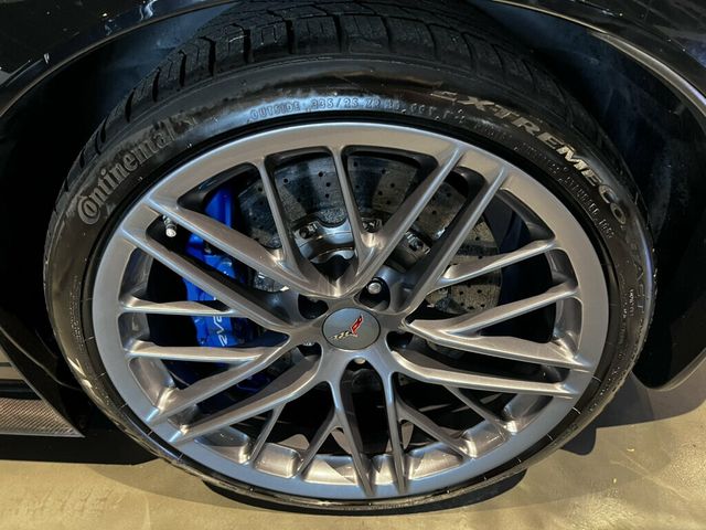 2010 Chevrolet Corvette ZR1/3ZR Pkg/6SpeedManual/HtdSeats/HeadUpDisplay/SiriusXM/NAV - 23048979 - 27