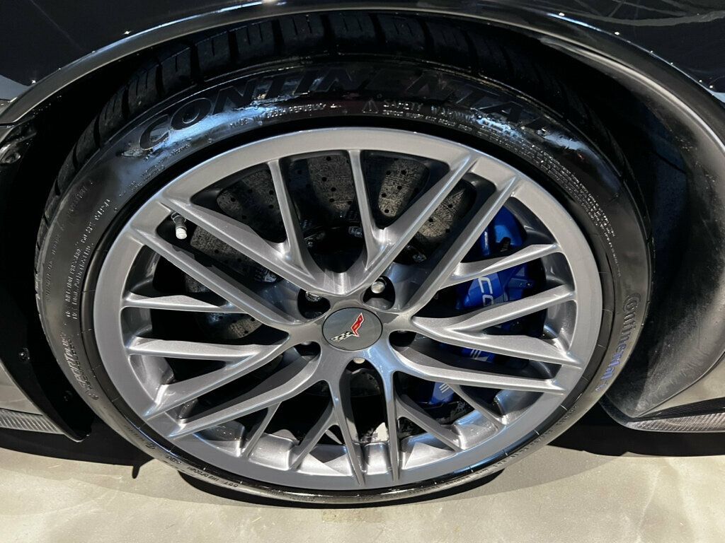 2010 Chevrolet Corvette ZR1/3ZR Pkg/6SpeedManual/HtdSeats/HeadUpDisplay/SiriusXM/NAV - 23048979 - 28