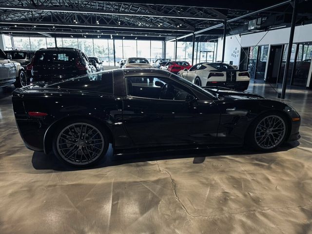 2010 Chevrolet Corvette ZR1/3ZR Pkg/6SpeedManual/HtdSeats/HeadUpDisplay/SiriusXM/NAV - 23048979 - 5