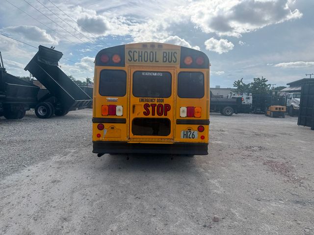 2010 Chevrolet Express 15 Passenger Shuttle Bus  - 22941653 - 3