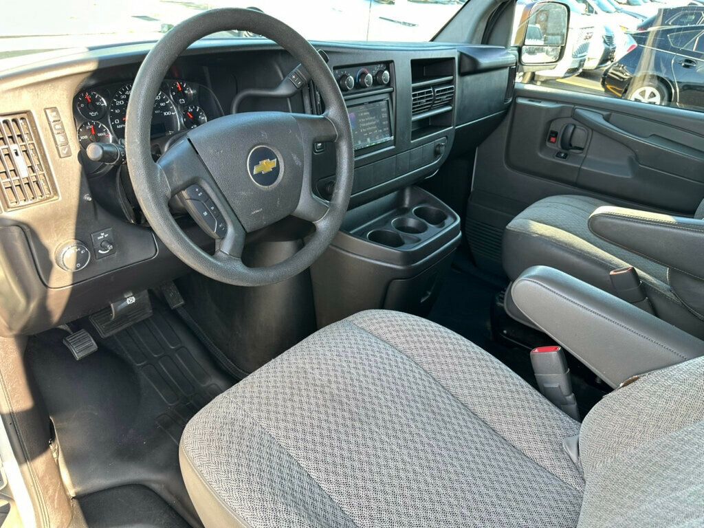 2010 Chevrolet Express 2500 Cargo  - 23054198 - 11