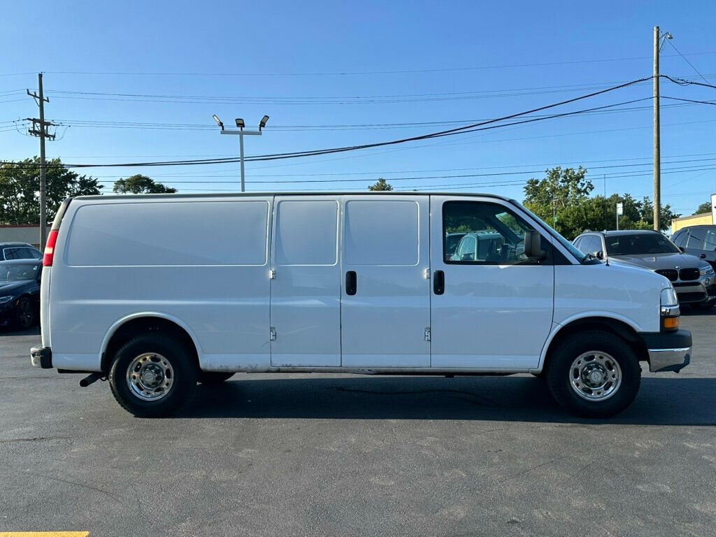 2010 Chevrolet Express 2500 Cargo  - 23054198 - 13