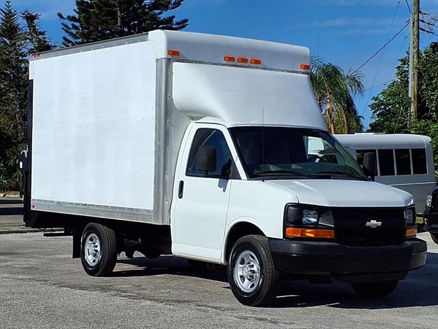 2010 Chevrolet Express 3500 12' Box Van w/Liftgate - 23014443 - 0