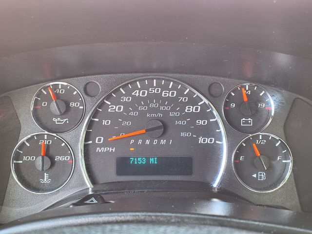 2010 Chevrolet Express 3500 12' Box Van w/Liftgate - 23014443 - 28