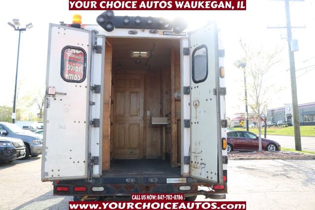 2010 Chevrolet Express Cutaway 3500 2dr Commercial/Cutaway/Chassis 159 in. WB - 21407871 - 11