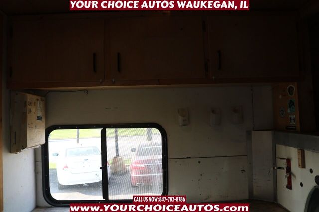 2010 Chevrolet Express Cutaway 3500 2dr Commercial/Cutaway/Chassis 159 in. WB - 21407871 - 12