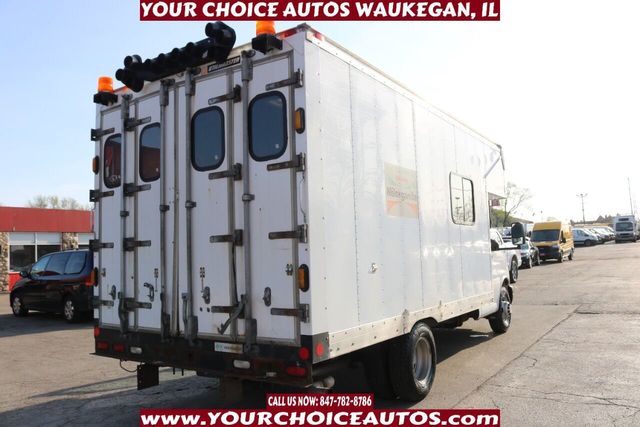 2010 Chevrolet Express Cutaway 3500 2dr Commercial/Cutaway/Chassis 159 in. WB - 21407871 - 4