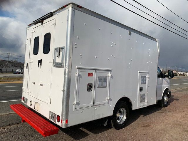 2010 Chevrolet G3500  SERVICE VAN WORK SHOP ON WHEELS MULTIPLE USES OTHERS IN STOCK - 21978023 - 2