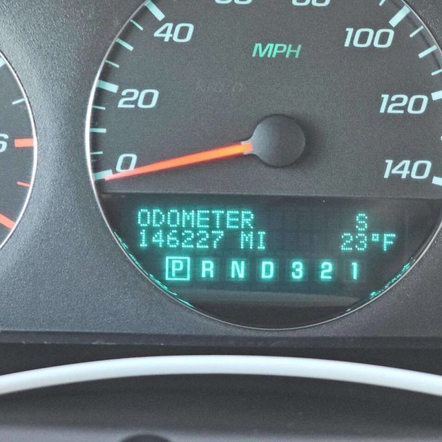 2010 Chevrolet Impala 4dr Sedan LT - 22968414 - 8