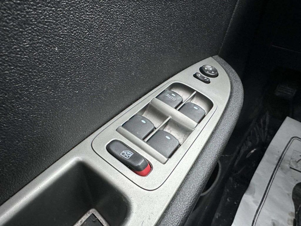 2010 Chevrolet Malibu 4dr Sedan LTZ - 22979511 - 24