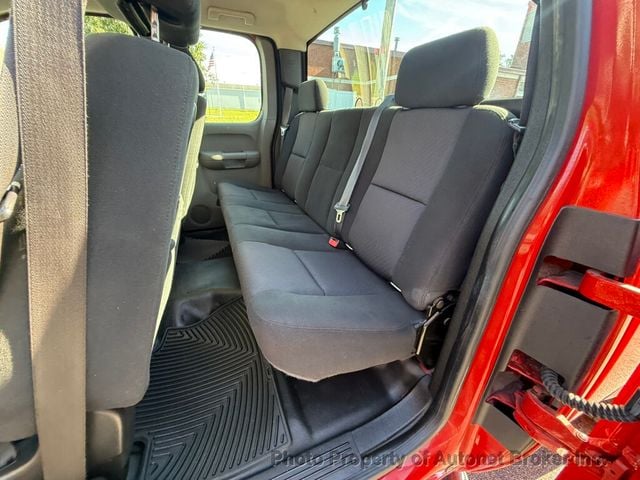 2010 Chevrolet Silverado 1500 2WD Ext Cab 143.5" Work Truck - 23041733 - 12
