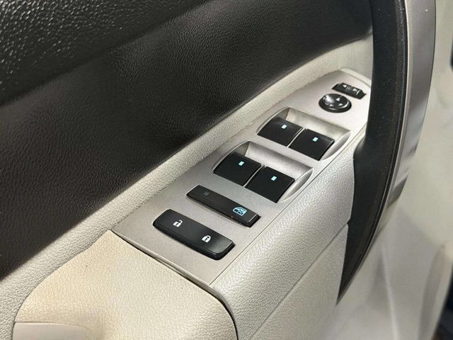 2010 Chevrolet Silverado 1500 LT 4x4 4dr Crew Cab 5.8 ft. SB - 22997385 - 11