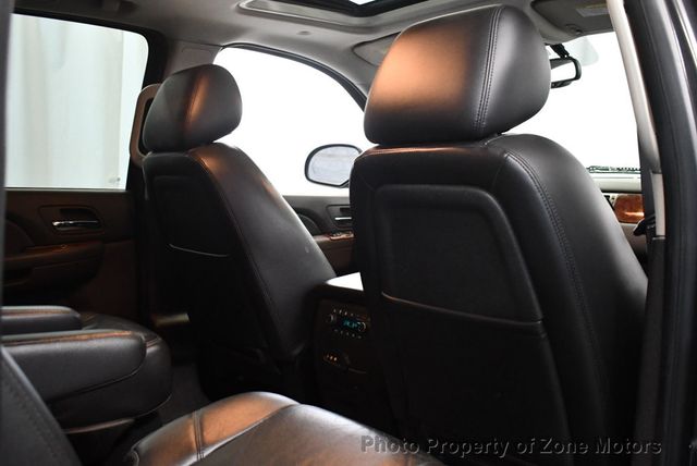 2010 Chevrolet Suburban 4WD 4dr 1500 LTZ - 22954765 - 16