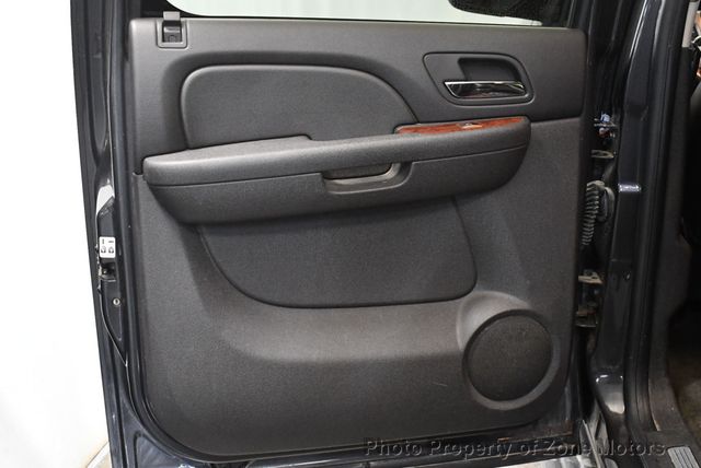 2010 Chevrolet Suburban 4WD 4dr 1500 LTZ - 22954765 - 24