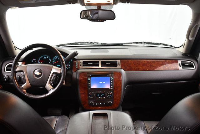 2010 Chevrolet Suburban 4WD 4dr 1500 LTZ - 22954765 - 35