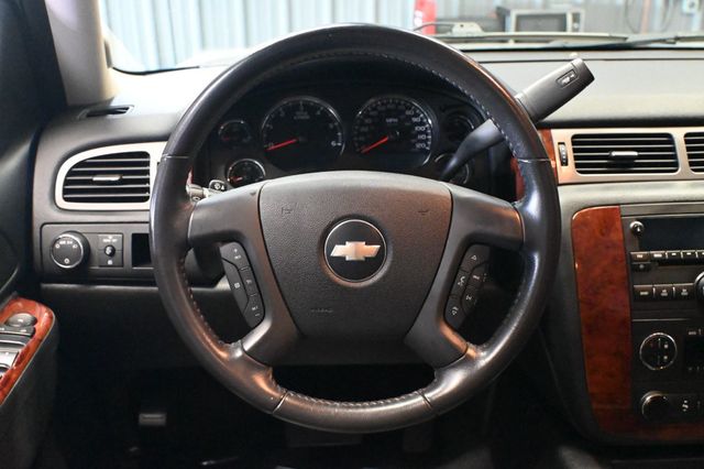 2010 Chevrolet Tahoe 1500 LT - 23081214 - 10