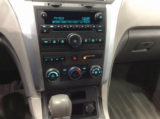 2010 Chevrolet Traverse FWD 4dr LT w/1LT - 22983339 - 16