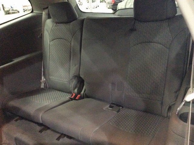 2010 Chevrolet Traverse FWD 4dr LT w/1LT - 22983339 - 25