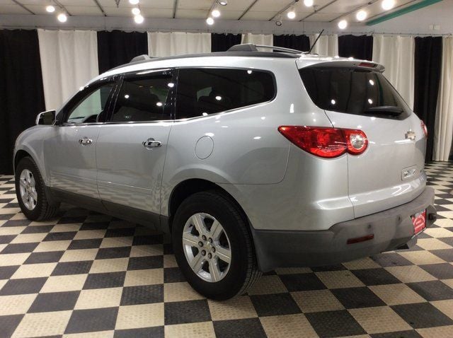 2010 Chevrolet Traverse FWD 4dr LT w/1LT - 22983339 - 3