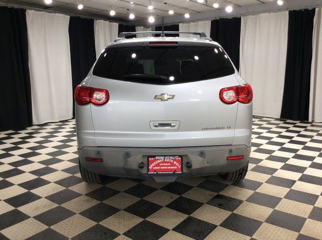 2010 Chevrolet Traverse FWD 4dr LT w/1LT - 22983339 - 4