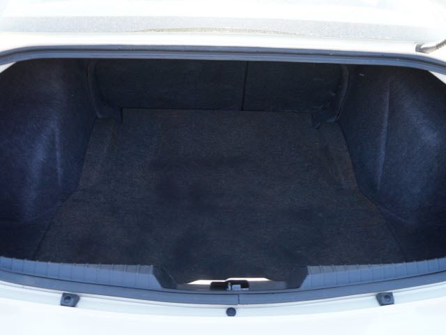 2010 Chrysler 300 4dr Sdn Touring Signature AWD - 11951636 - 17