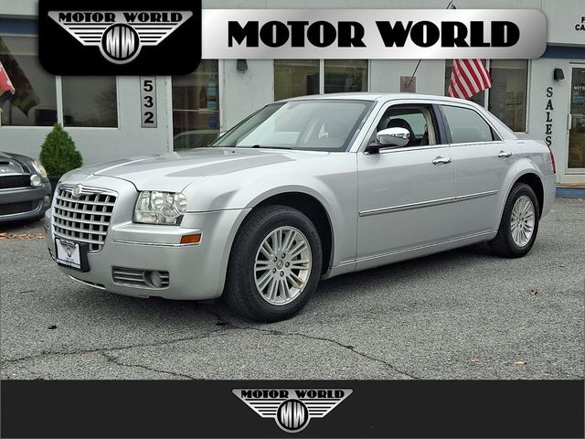 2010 Chrysler 300