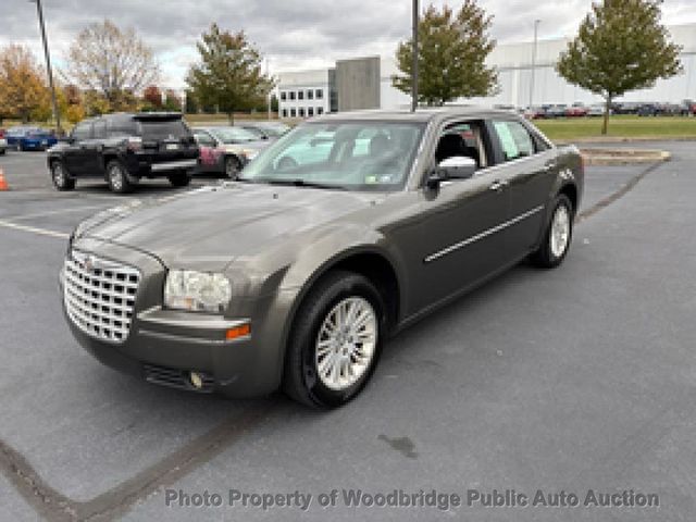 2010 Chrysler 300 4dr Sedan Touring Signature RWD - 22935768 - 0