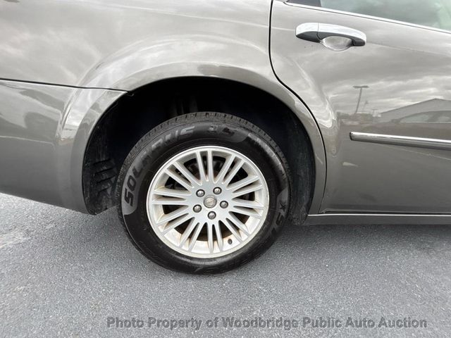 2010 Chrysler 300 4dr Sedan Touring Signature RWD - 22935768 - 14