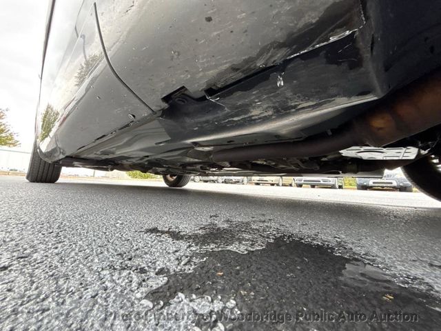 2010 Chrysler 300 4dr Sedan Touring Signature RWD - 22935768 - 17