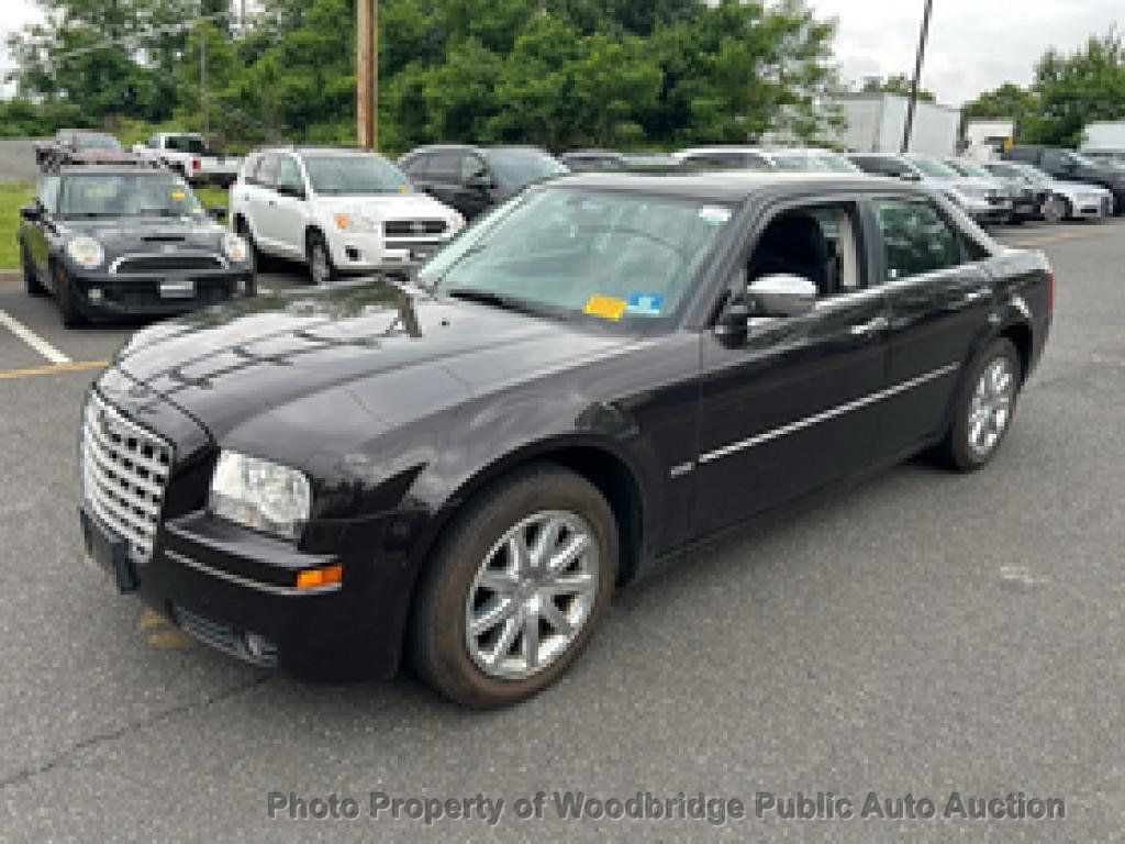 2010 Chrysler 300 4dr Sedan Touring Signature RWD - 23034180 | Video 1