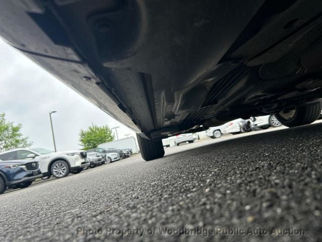 2010 Chrysler 300 4dr Sedan Touring Signature RWD - 23034180 - 15