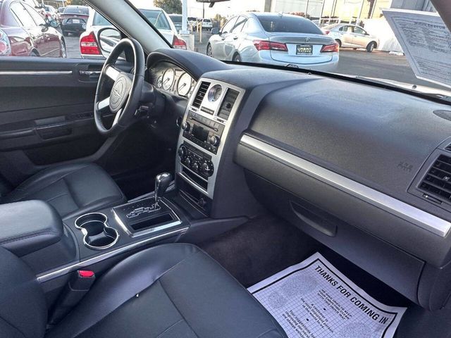 2010 Chrysler 300 Touring 4dr Sedan - 23046845 - 10