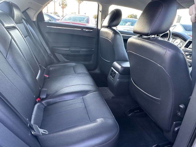 2010 Chrysler 300 Touring 4dr Sedan - 23046845 - 12