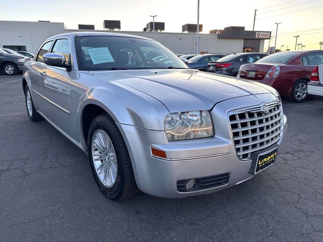2010 Chrysler 300 Touring 4dr Sedan - 23046845 - 21