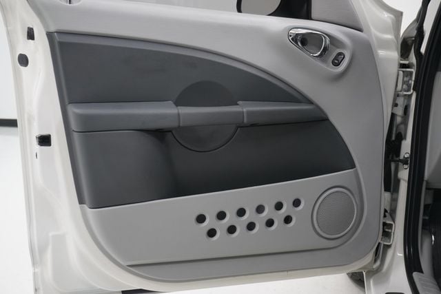 2010 Chrysler PT Cruiser Classic 4dr Wagon - 22935061 - 12