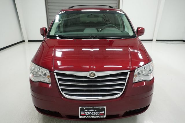 2010 Chrysler Town & Country 4dr Wagon Touring - 22948276 - 1