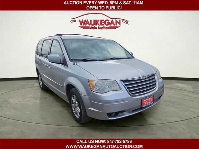 2010 Chrysler Town & Country 4dr Wagon Touring - 22991748 - 2