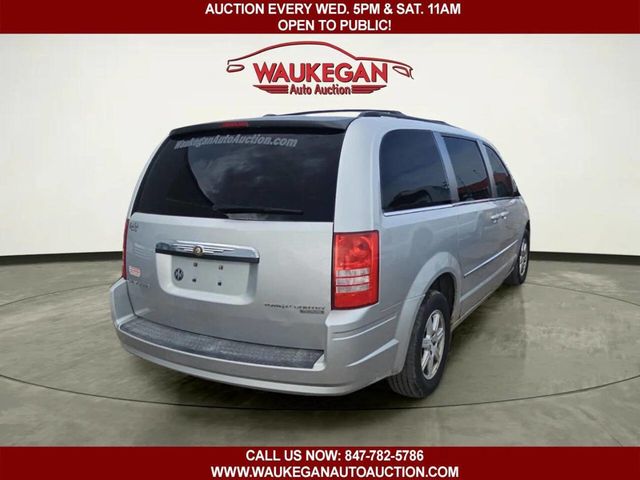 2010 Chrysler Town & Country 4dr Wagon Touring - 22991748 - 3